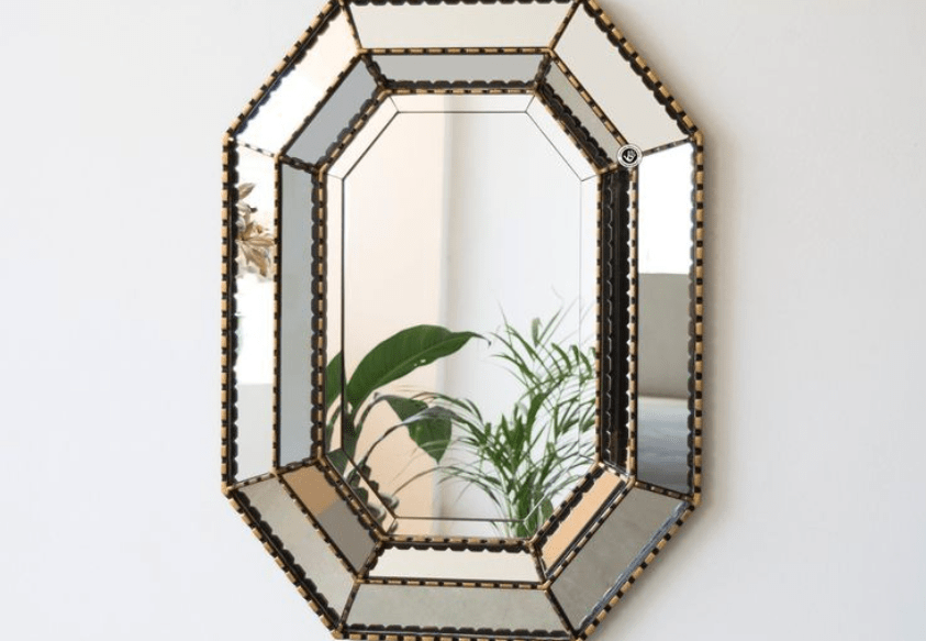 mirror with reflective frames