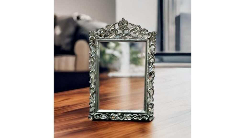 Mirrored Frame in bathroom